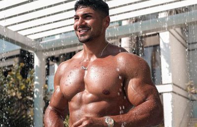 FOTO Cine e sportivul care le depășește pe Inna și Antonia în topul celor mai urmărite persoane din România pe Instagram