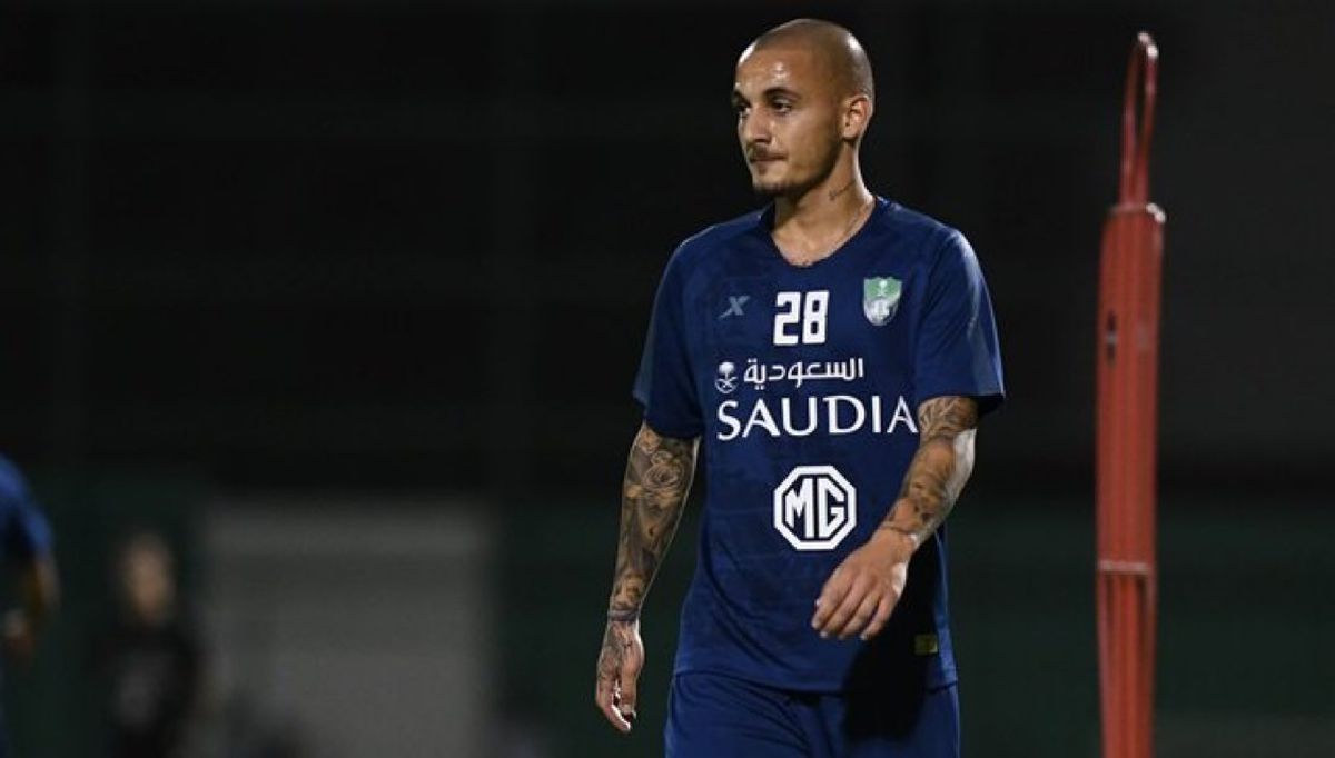 FOTO Alex Mitriță la Al Ahli - imagini din mai multe meciuri