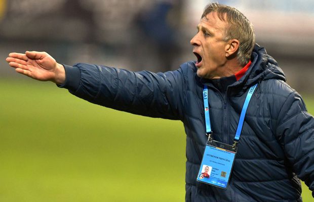 Emil Săndoi: „În sfârșit, nu mai sunt obligat să bag aceiași jucători”