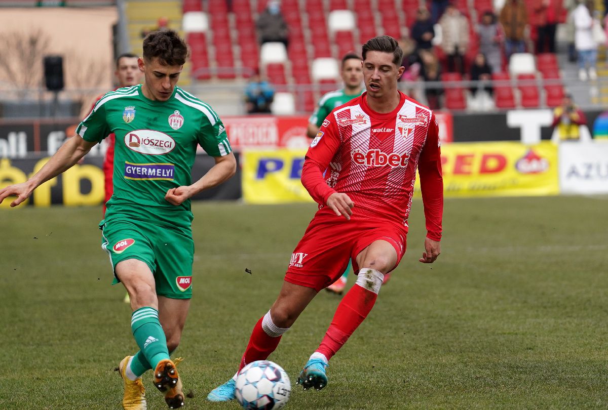 Au schimbat antrenorul, ghinionul a rămas același » UTA, altă ratare uriașă în Liga 1