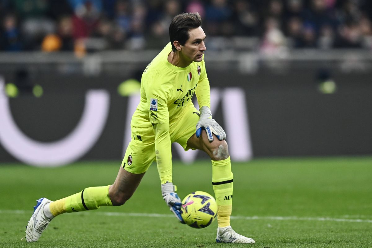 Ciprian Tătărușanu, certat de jumătate de echipă! Episodul din Inter - AC Milan devenit viral în Italia