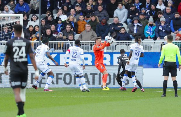 Ce au făcut stranierii în week-end » Răzvan Lucescu, remiză în derby-ul cu Olympiakos  + Ionuț Radu, fără greșeală în Ligue 1