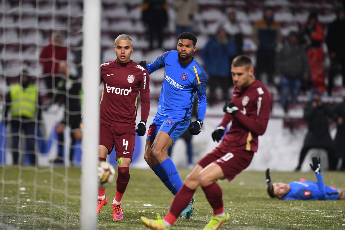 Gigi Becali pregătește o schimbare la FCSB » Ce prim „11” ar putea alinia