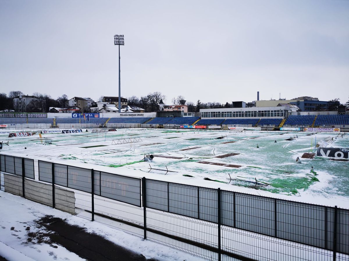 Stadionul lui FC Botoșani cu o zi înaintea meciului cu Petrolul