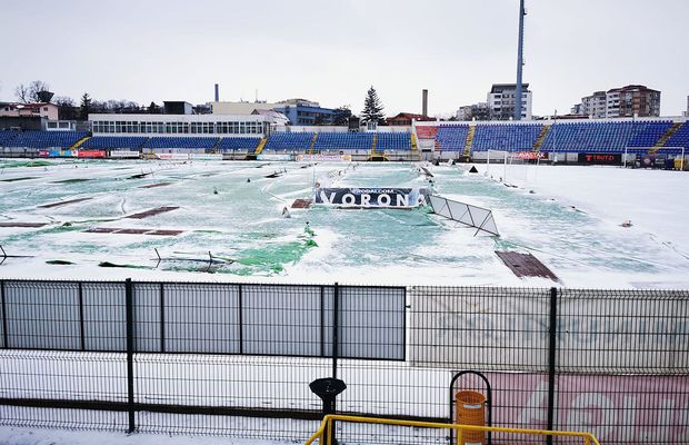 Viscol și ger la Botoșani » Starea gazonului cu 24h înaintea meciului cu Petrolul