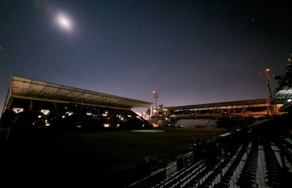 Au fost 12 minute de beznă totală înainte de CFR Cluj - FCSB » De ce ar fi „căzut” nocturna