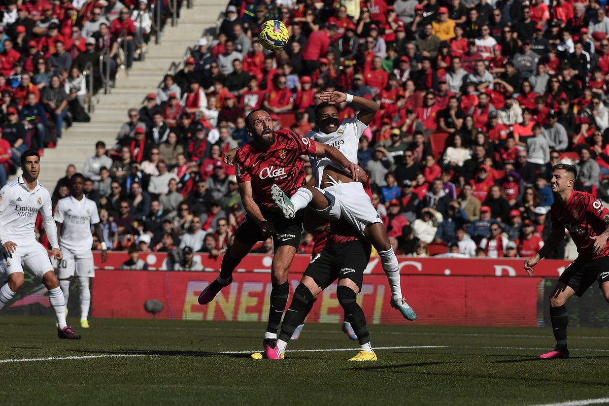 „Plângăciosule!” » Vinicius, inamicul numărul 1 al celor de la Mallorca: „Nu vei avea niciodată banii mei”