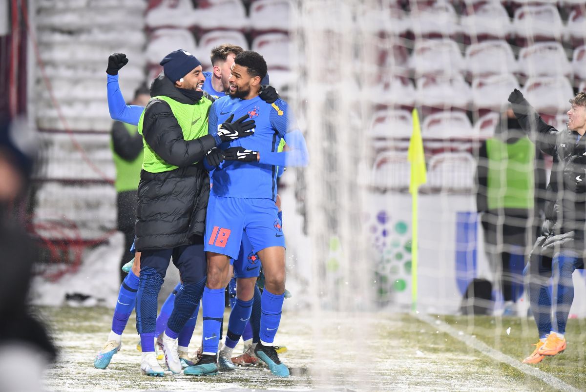 Mihai Stoica atacă și după victoria din derby-ul cu CFR Cluj: „Nu cred că Petrescu a spus asta...” + adversarul luat la țintă: „Simulează ordinar! Așa face mereu”