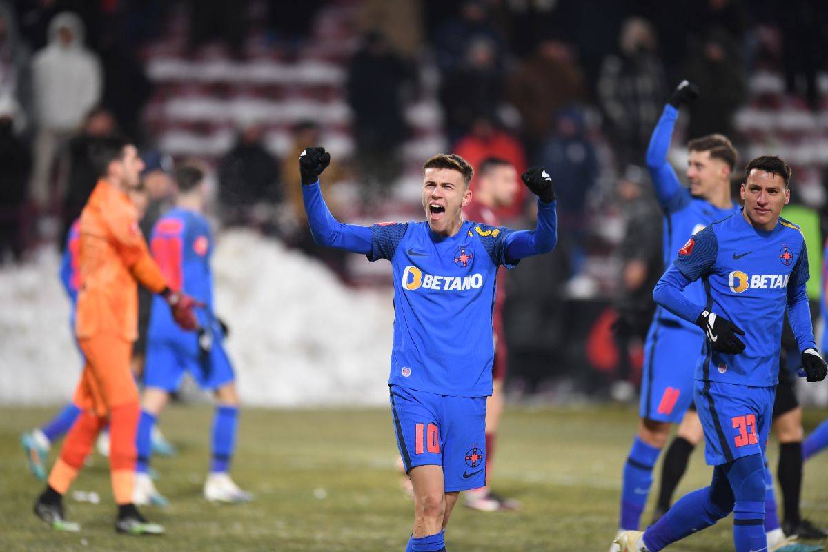 Mihai Stoica „a decolat” după victoria cu CFR Cluj » Refrenul scandat cu galeria: „Doar pentru tine am renunțat la tot!”