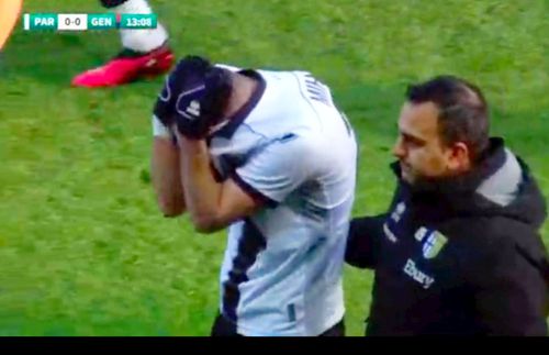 Valentin Mihăilă (23 de ani) s-a accidentat și a părăsit terenul în lacrimi, în minutul 14 al meciului Parma și Genoa, din runda cu numărul 23 de Serie B.
