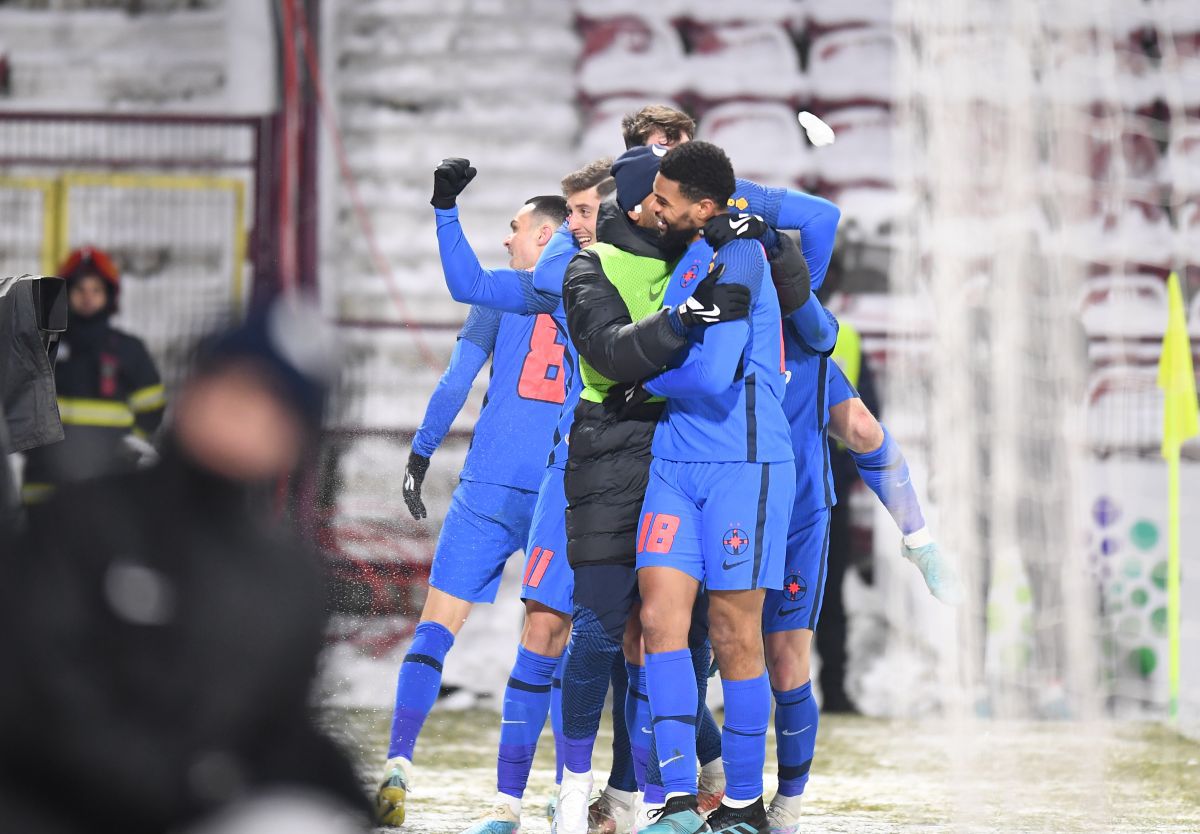 Dan Petrescu, reacție necaracteristică după eșecul cu FCSB: „Suntem vulnerabili?”