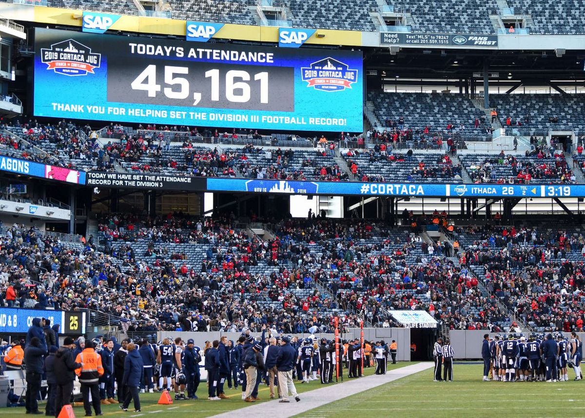 FIFA a redenumit stadionul finalei Mondialului din motive publicitare: „Cel mai ridicol nume pe care vi-l puteți imagina! Știți cine e de vină pentru acest circ?”