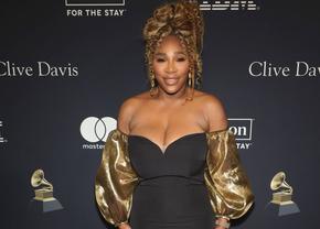 Serena Williams a apărut într-o ținută îndrăzneață la petrecerea iernii din Beverly Hills: „Când te cheamă, te urci în avion și o faci!”