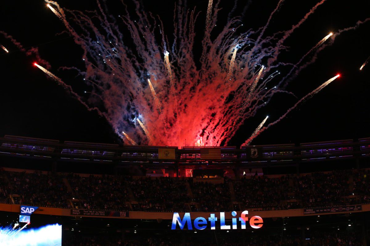 FIFA a anunțat stadionul de 1,6 miliarde $ care va găzdui finala Campionatului Mondial! Imagini de vis + Programul primului turneu „mamut” din istorie: 38 de zile, 48 de echipe, 3 țări, 16 orașe