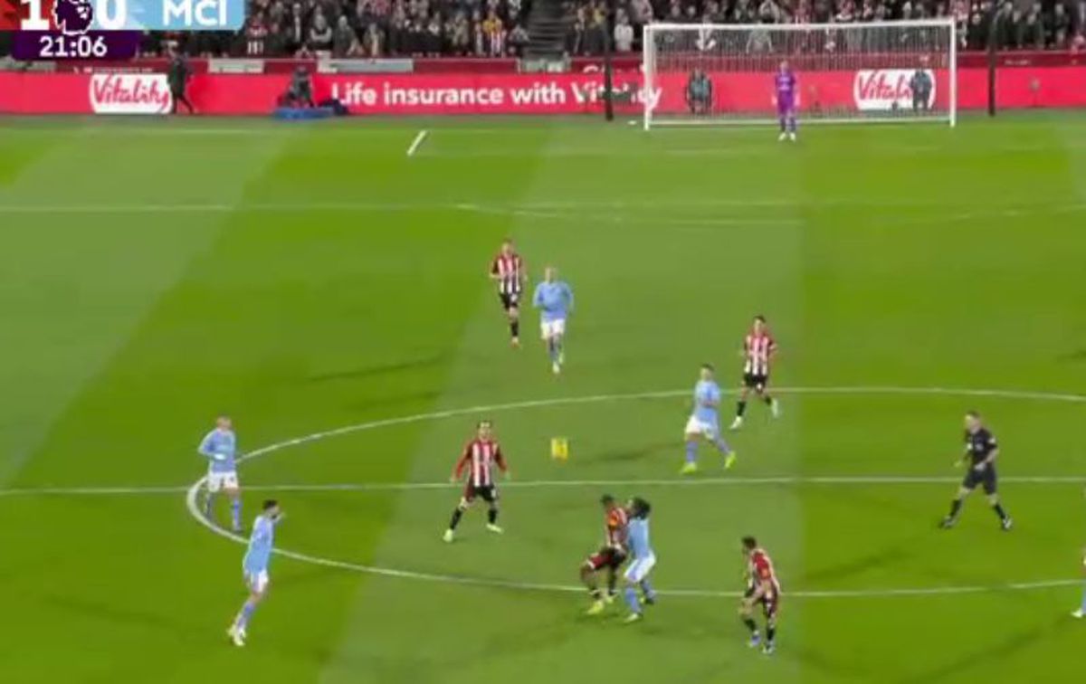 Manchester City a uitat regulamentul! Gol inedit primit de la Brentford