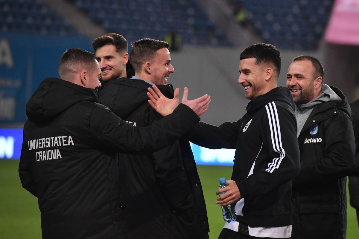 U Craiova - U Cluj, imagini surprinse îniante de meci