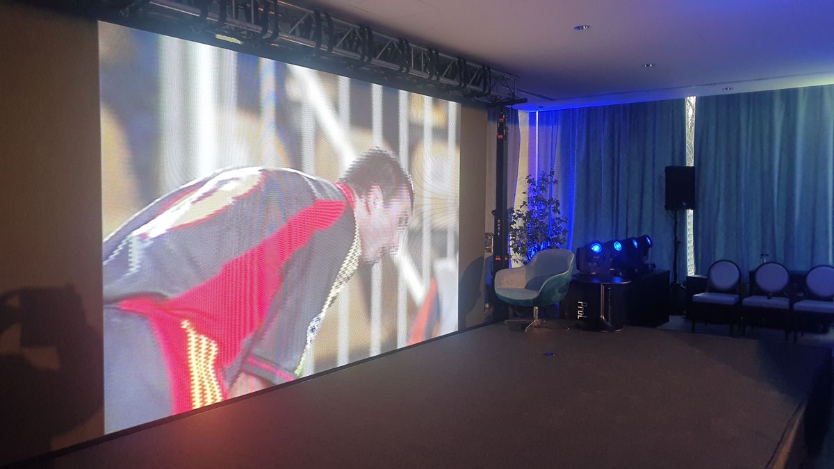 În ziua în care împlinește 60 de ani, Gică Hagi și-a prezentat noul proiect: cartea autobiografică » Toate declarațiile date de „Rege”