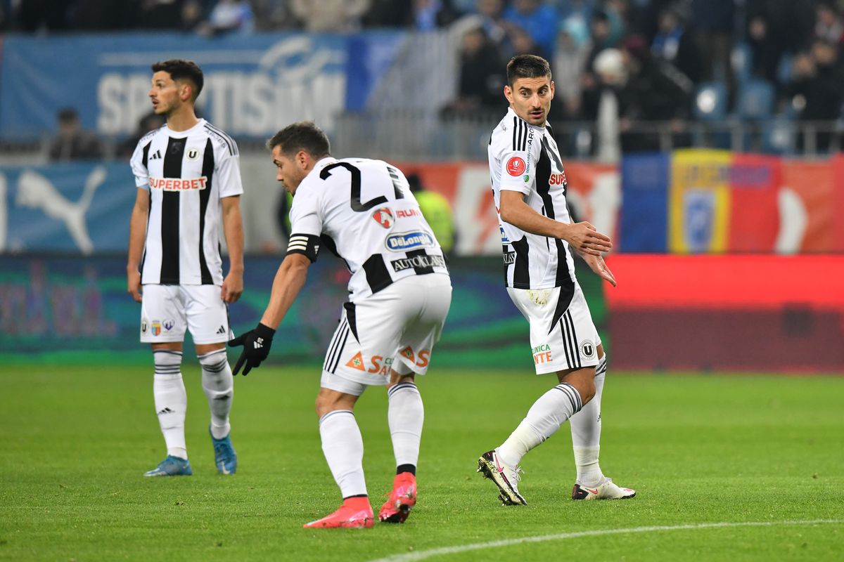Universitatea Craiova - U Cluj a fost un duel cu năbădăi! Două penalty-uri, un „roșu”, 11 „galbene” și ocazii la fiecare atac » Clasamentul arată INCREDIBIL în acest moment