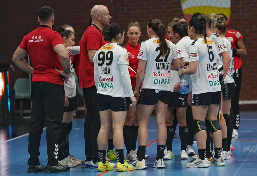 Rezultat neverosimil în CSM București - SCM Rm. Vâlcea, optime de finală din Cupa României la handbal feminin