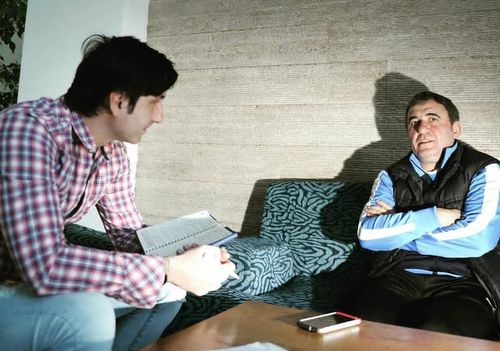 De vorbă cu Gică Hagi la interviul de la aniversarea de 50 de ani