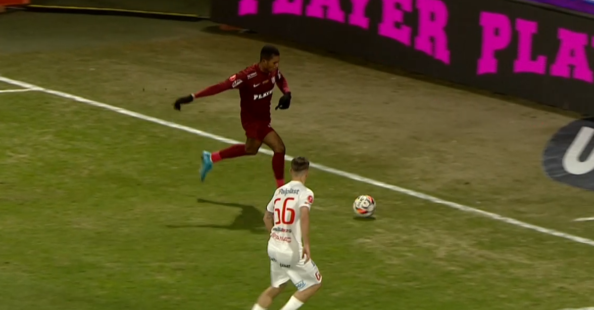 Faza la care mingea a lovit mână lui Căpușă în CFR Cluj - Hermannstadt