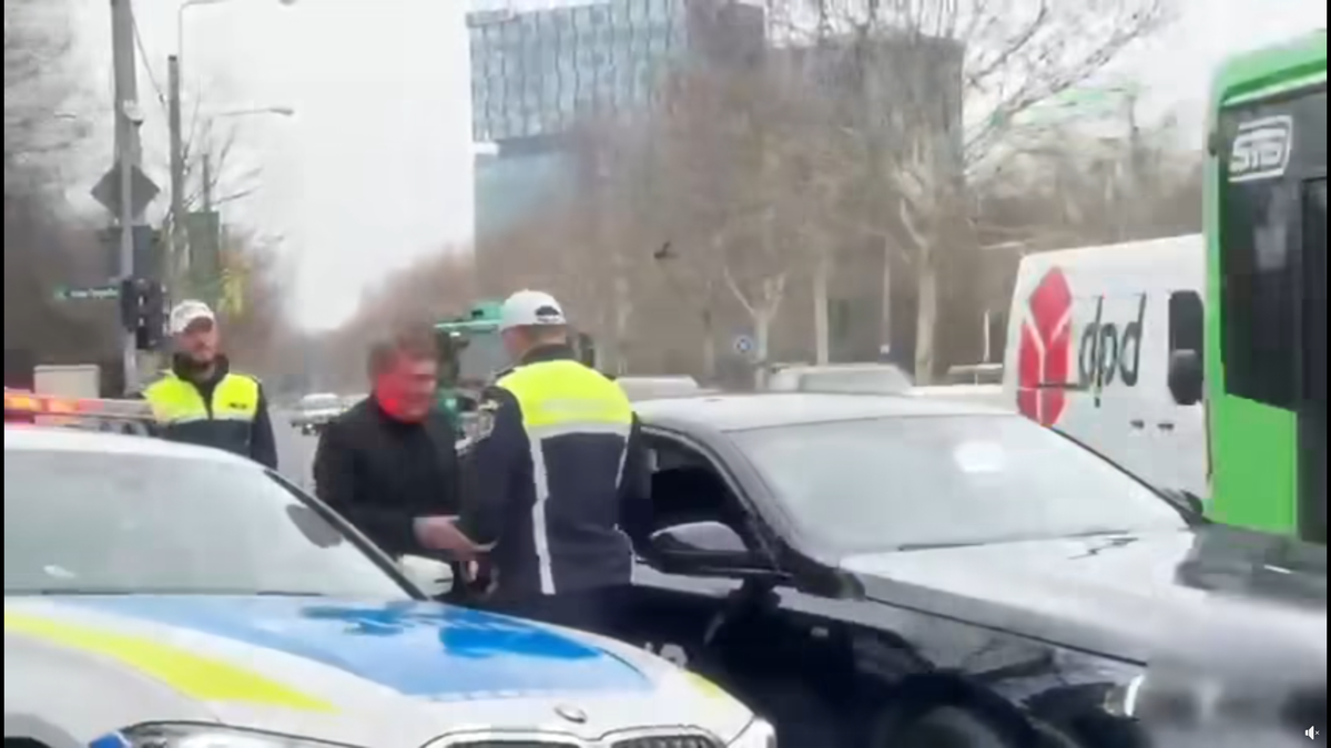 Poliția Capitalei, surpriză pentru Gică Hagi de ziua lui » „Regele” a fost urmărit și oprit în trafic