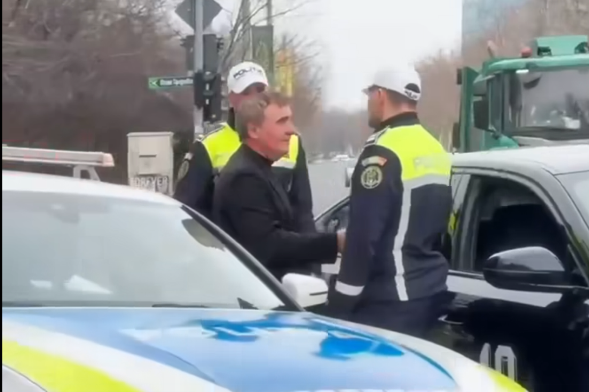 Poliția Capitalei, surpriză pentru Gică Hagi de ziua lui » „Regele” a fost urmărit și oprit în trafic
