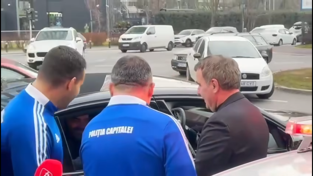 Poliția Capitalei, surpriză pentru Gică Hagi de ziua lui » „Regele” a fost urmărit și oprit în trafic