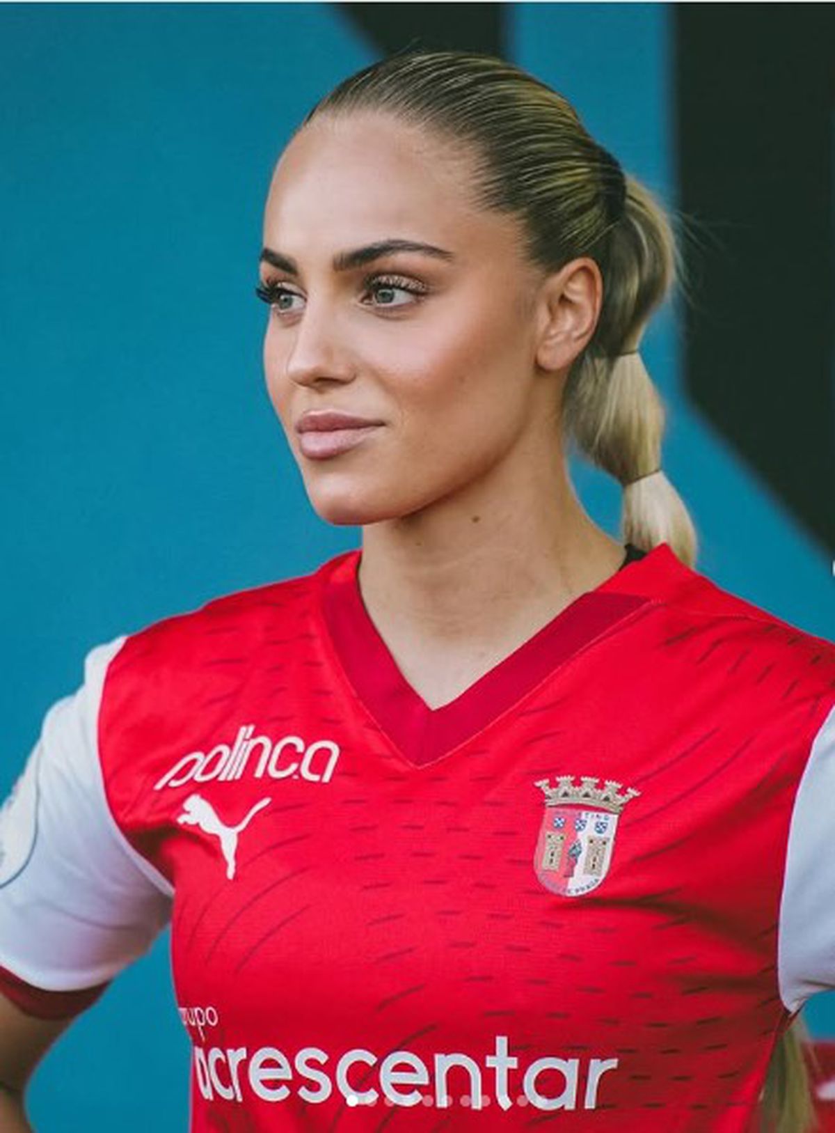 Cea mai frumoasă fotbalistă din lume a plecat din Europa » Ana Maria l-a lăsat acasă și pe jucătorul dorit de Dinamo