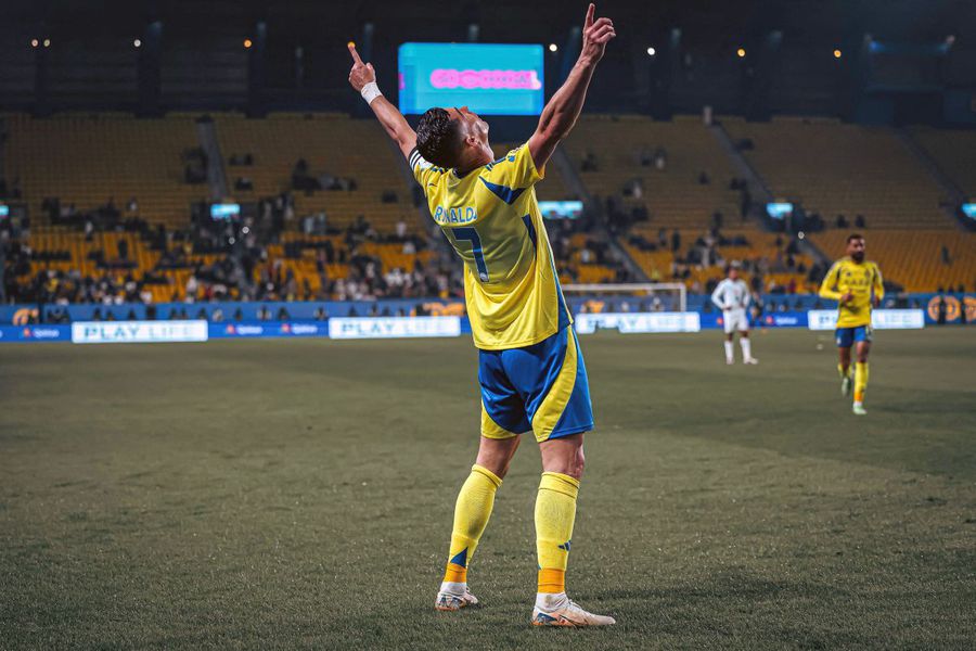 Cristiano Ronaldo a marcat 923 de goluri în carieră, ultimul pe 3 februarie Cristiano Ronaldo, la 40 de ani! Zeci de momente cu superstarul care au schimbat fotbalul mondial: „Nu urmăresc recordurile, ele mă urmăresc pe mine”