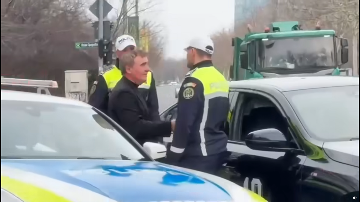 Poliția Capitalei, surpriză pentru Gică Hagi de ziua lui » „Regele” a fost urmărit și oprit în trafic