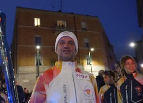 Imagini istorice la Milano! Cristi Chivu a purtat torța olimpică