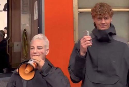 Jannik Sinner, controlor special de tren în Italia/ foto: captură X