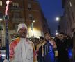 Cristi Chivu poartă flacăra olimpică prin Milano / FOTO: Captură X