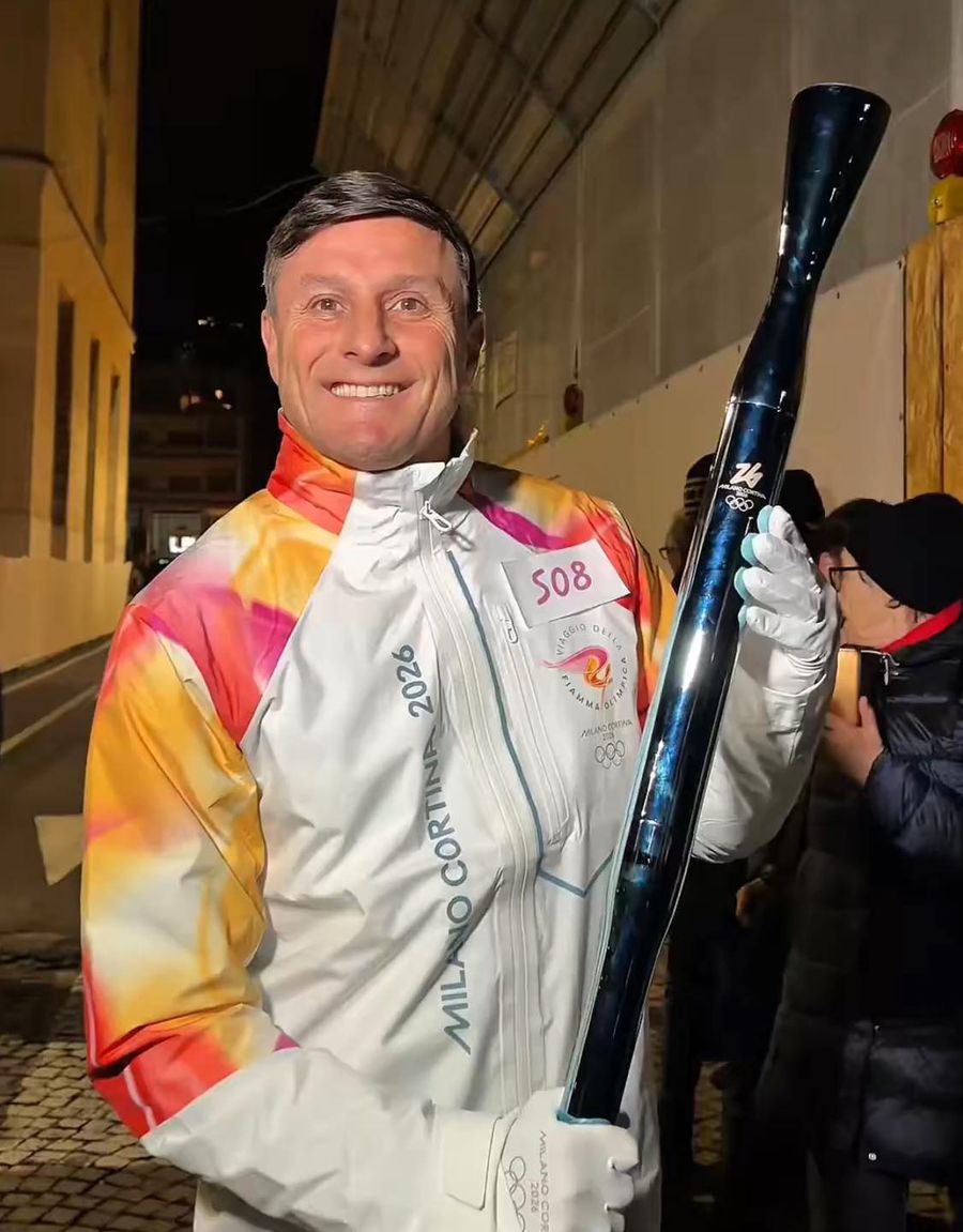 Cristi Chivu poartă ASTĂZI torța olimpică! » Antrenorul lui Inter va fi „coleg” cu două campioane de Grand Slam