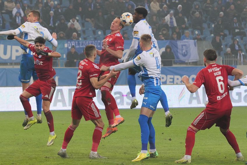 Universitatea Craiova - Oțelul // foto: Andrei Furnigă (GSP.ro)