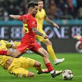 Marian Huja, noul transfer de la CFR, în duel cu Alex Băluță // FOTO: Imago Images
