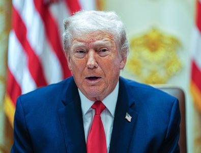 Donald Trump l-a atacat violent pe sportivul american de la Jocurile ...