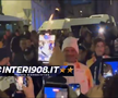 Cristi Chivu poartă flacăra olimpică prin Milano / FOTO: Captură X