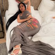 sursă foto: Instagram @ iamcardib