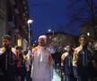 Cristi Chivu poartă flacăra olimpică prin Milano / FOTO: Captură X