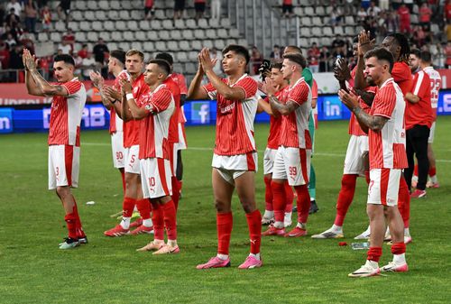 Alexandru Pop, jucătorul cu numărul 99, nu e văzut titular la Dinamo de către Gică Mihali/ foto Imago Images