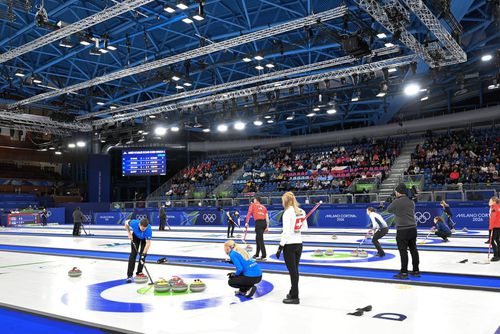 Jocurile Olimpice de iarnă de la Milano-Cortina d'Ampezzo au debutat miercuri seară, cu competiția de curling/ foto: Imago Images