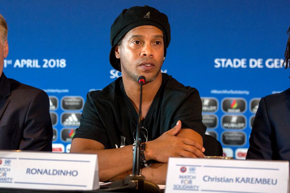 Ronaldinho rămâne închis în hotelul din Paraguay: poliția a făcut prima arestare!