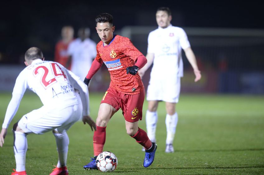 to add Idol Equip Derapaje oribile la Hermannstadt-FCSB în Cupa României: „Țăran, incult, manelist... / Profilul fanului fcsbist” + poze cu oi pe scaune to add Idol Equip Derapaje oribile la Hermannstadt-FCSB în Cupa României: „Țăran, incult, manelist... / Profilul fanului fcsbist” + poze cu oi pe scaune