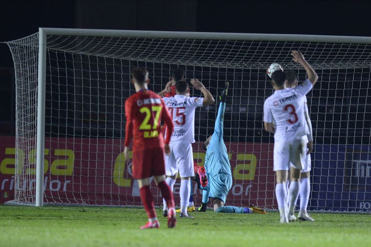 FCSB. Dennis Man, dur după calificare: „Dacă nu dăm 100% e greu”