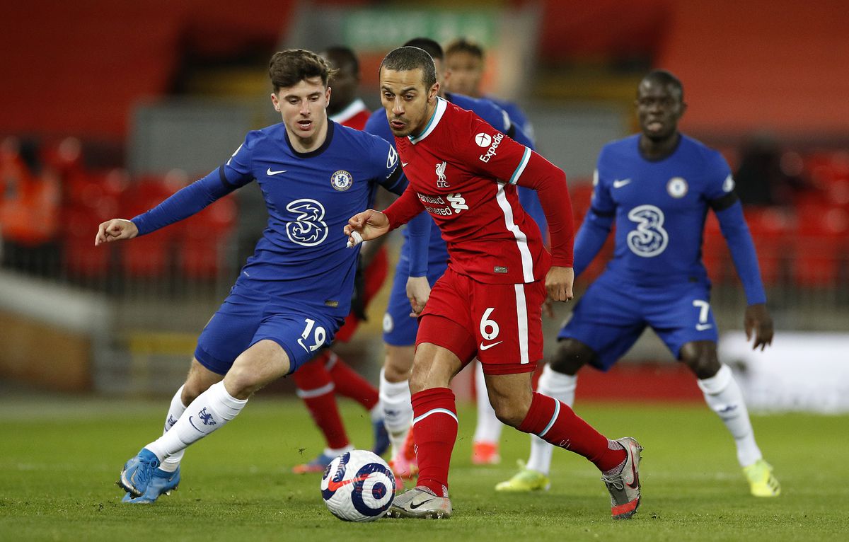FOTO Liverpool nu se regăsește în Premier League! Bornă rușinoasă atinsă pentru prima dată în istorie după înfrângerea cu Chelsea