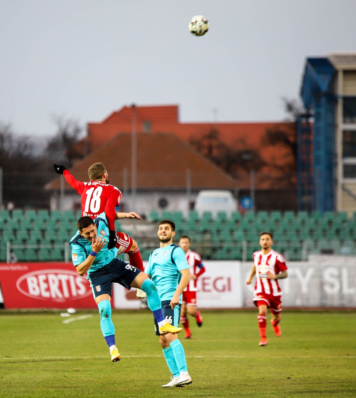 Patronul lui Sepsi i-a luat tare pe jucători: „A sosit timpul să stăm de vorbă bărbăteşte. Nu-mi furaţi visul! Vreau să mâncaţi iarba”