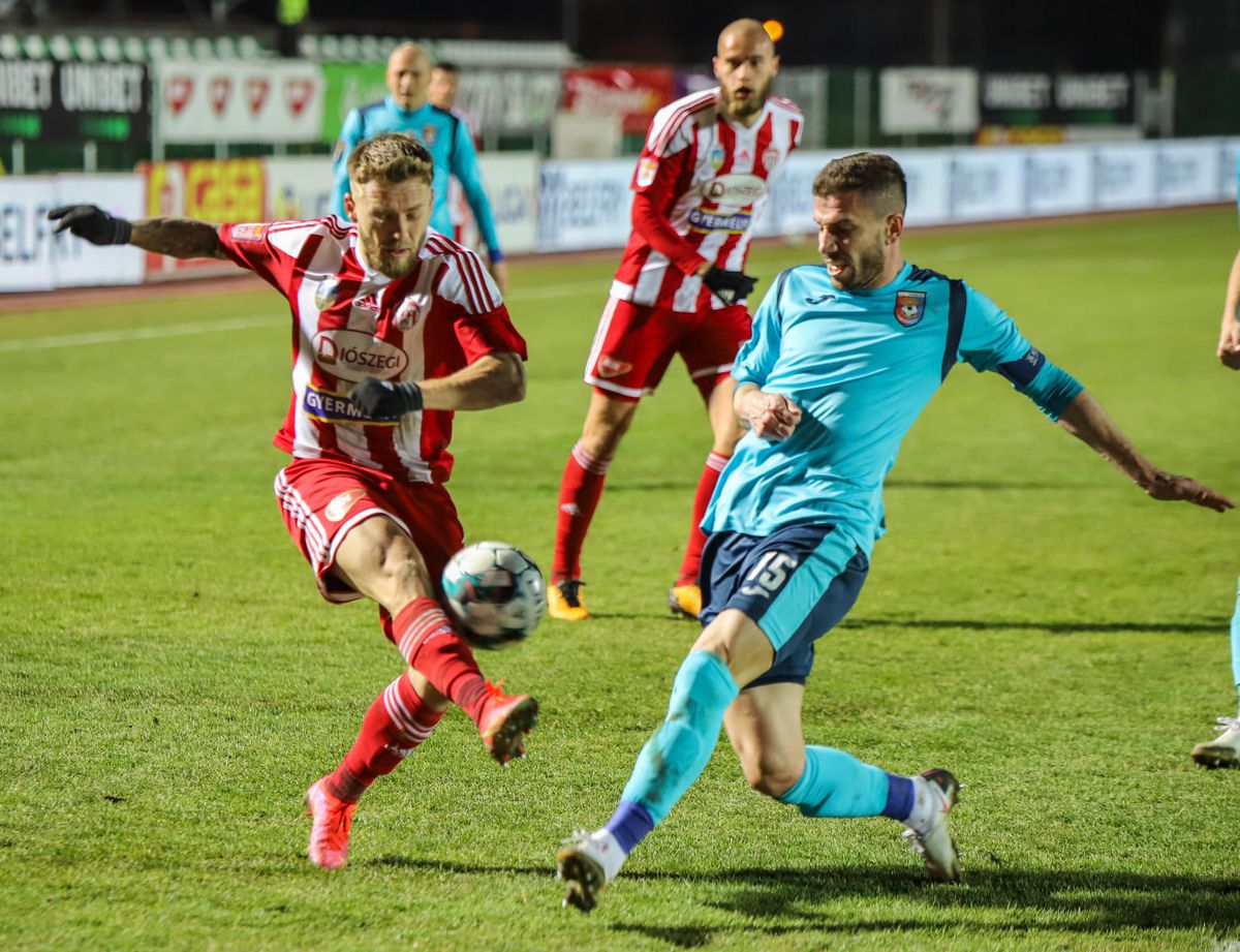 Patronul lui Sepsi i-a luat tare pe jucători: „A sosit timpul să stăm de vorbă bărbăteşte. Nu-mi furaţi visul! Vreau să mâncaţi iarba”