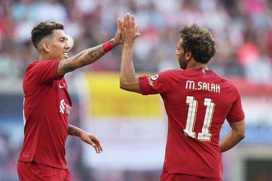 Roberto Firmino (în stânga) o va părăsi pe Liverpool în vară // foto: Guliver/gettyimages